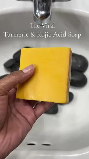 Officially replacing my facewash with this!! 🙌🏽 #turmericandkojicacidsoap #turmericsoap #turmericskincare #skincare #kojicacidsoap #brighteningbar #brighteningbarsoap #soap #darkspots #acnescars #hyperpigmentation #fyp #foryou #fypageシ  #TikTokShop 