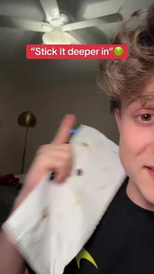 This was so satisfying #ttshop #TikTokShop #earwaxremoval #earwax #satisfyingvideo #oddlysatisfying #gross #pimplepopper #family #christmas 