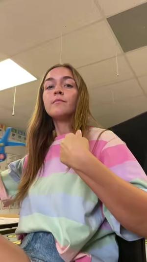 calling home about a student cutting their hair sounds absolutely terrifying😅 #snipsnip #kindergarten #teacherlife #teachers #teachersoftiktok #tiktokteacher #CapCut 