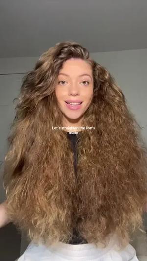 Cut it or keep it?👀 folllow for hair tutorials ! #hairtutorial #hairstyle #hairstyles #easyhairstyles #straighteninghair #curlytostraight #straighteningcurlyhair #bighair #hairgoals #longhair #shinyhair #curlyhair #tiktokshopbacktoschool #b2swithwavytalk 