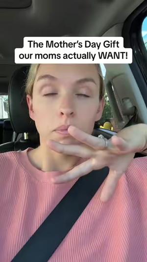 Trust me, this is the type of gift your mom ACTUALLY wants 💕 #mothersdaygift #mothersdaygiftideas #tiktokshopmothersday @HearYourStory 