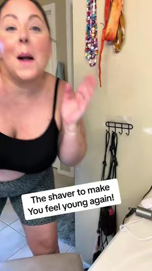 The shaver for your needs and christmas gifts!! Stockingstuffers too! #electricshaver #womensshaver #womensrazor #christmasgiftideas #stockingstuffers #christmastiktok #christmasgift #tiktokfind 