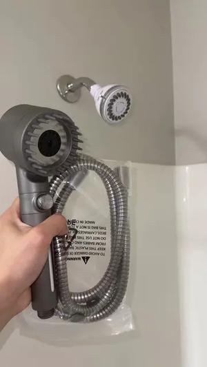 Under 20 dollars for a filtered high pressure showerhead #fyp #showerhead #filter #showerheadfilter #showerheadscrubber #flashsale #summersale 