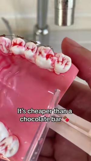 My family and I use it every day #tiktokshopbacktoschool #TikTokMadeMeBuyIt #usa #foryou #fyp#teeth #tooth #dentist #teethcleaning #teethwhitening #teethcare #toothache #teethtok #waterflosser #goodthing #homegadgets #homehacks #lifehacks #viral #viralvideo #trend #trending #spotlight #spotlightfinds #TikTokMadeMeBuyIt #TikTokShop #TikTokfinds #tiktokmusthaves #tiktoknews #amazonfinds #amazonmushaves 